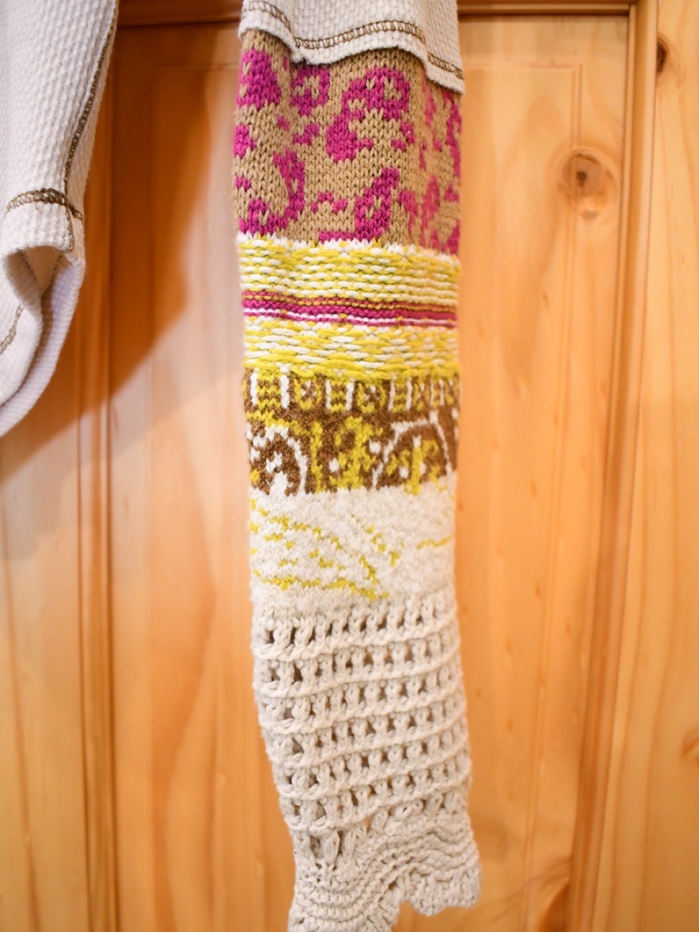 Free People In The Mix Cuff Long Sleeve Knit Top w/ Embroidered Crochet Cuffs M - Picture 7 of 12